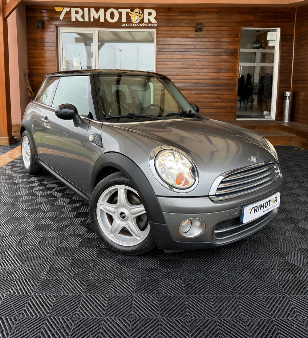 MINI 3 Portas Cooper D CHILI 1