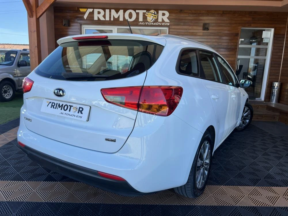 Kia Ceed SW 1.4 CRDi LX 3
