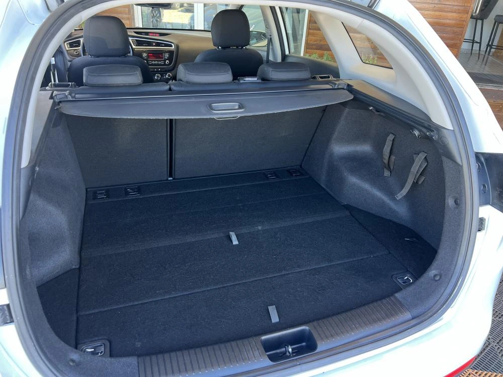 Kia Ceed SW 1.4 CRDi LX 10
