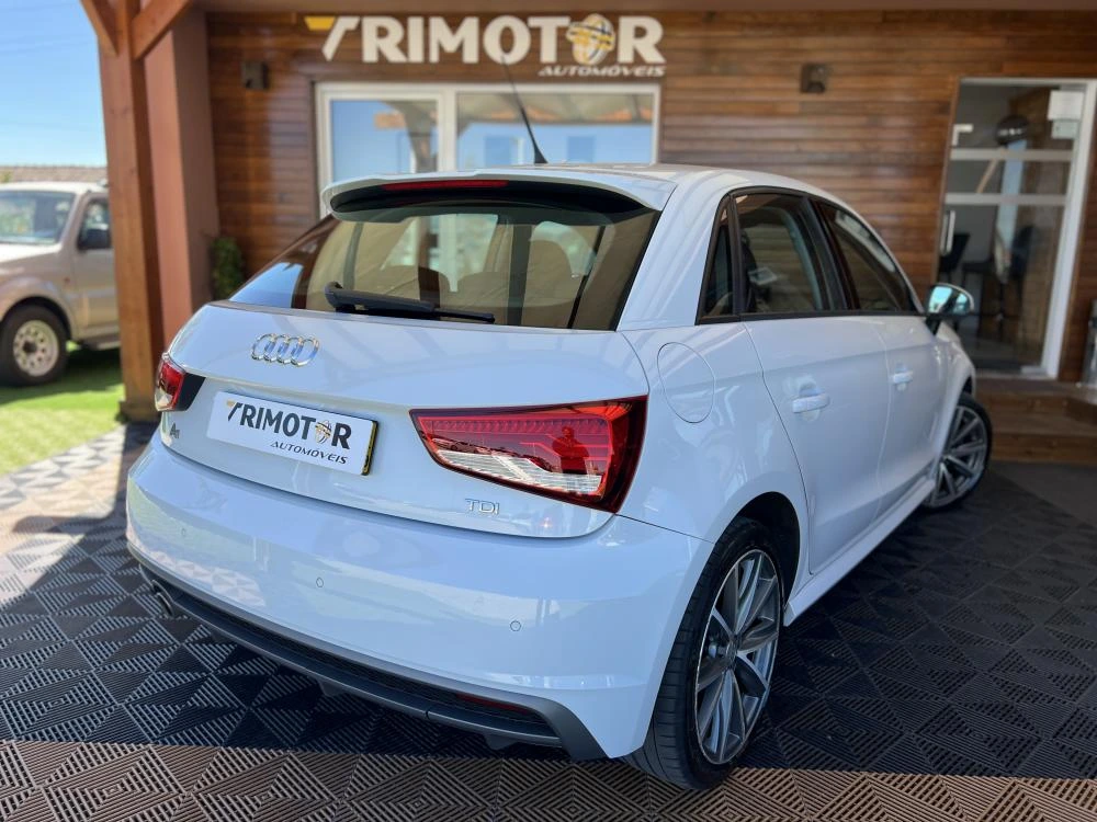 Audi A1 Sportback 1.6 TDI S-line 3