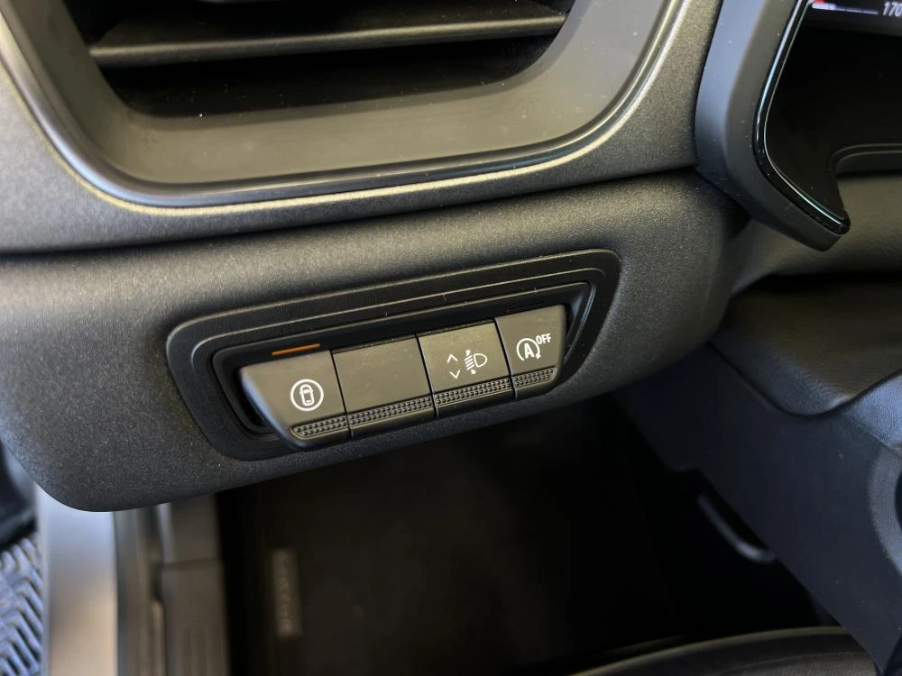 Renault Captur 1.0 TCe Techno Bi-Fuel c/ IVA Dedutivel 18