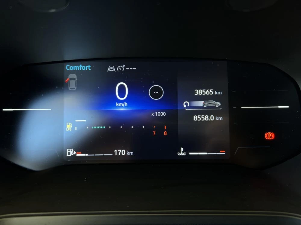 Renault Captur 1.0 TCe Techno Bi-Fuel c/ IVA Dedutivel 33