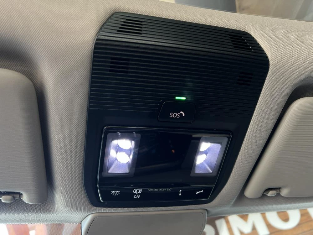 Volkswagen Multivan 1.4 TSI e-Hybrid Life DSG c/ IVA Dedutivel 30