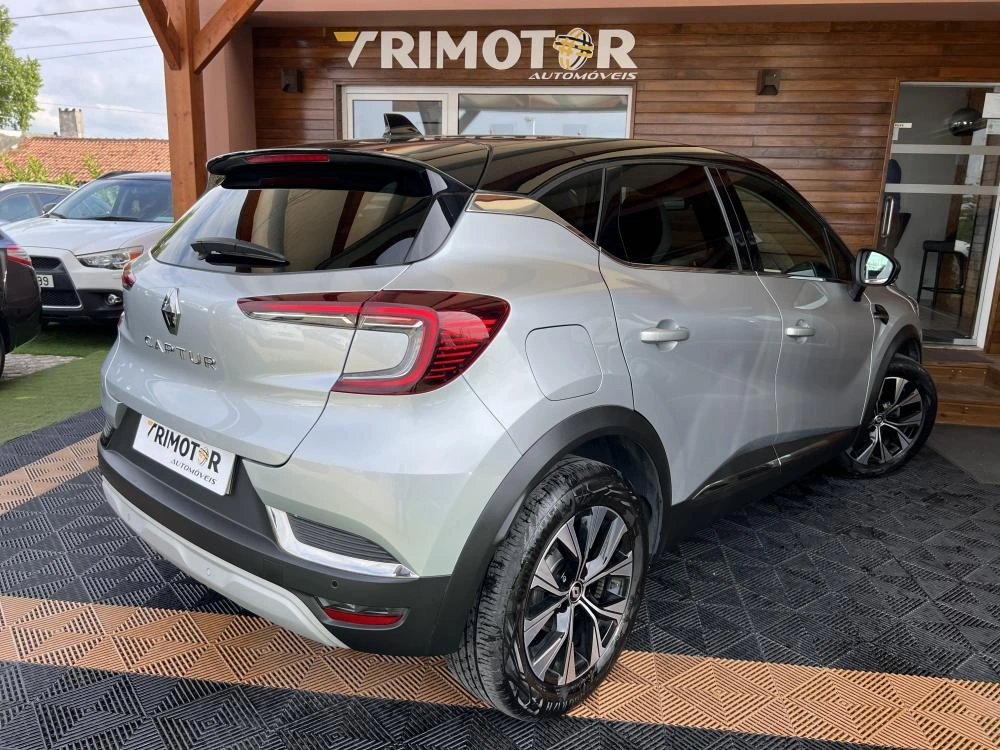 Renault Captur 1.0 TCe Techno Bi-Fuel 3