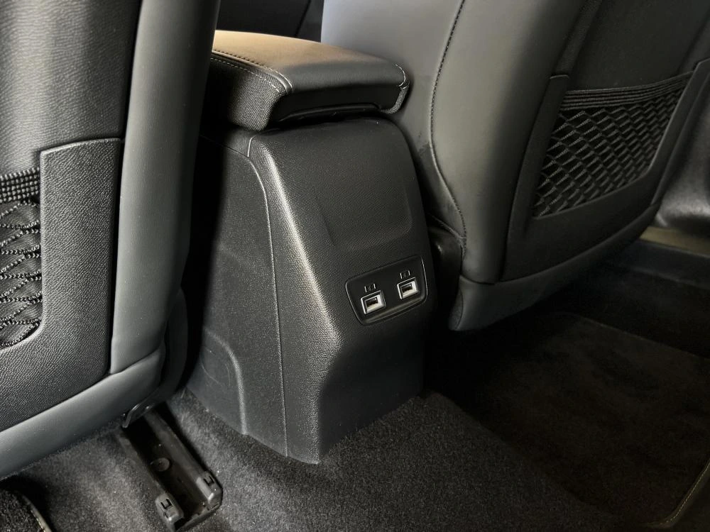 Peugeot 2008 1.5 BlueHDi GT 11
