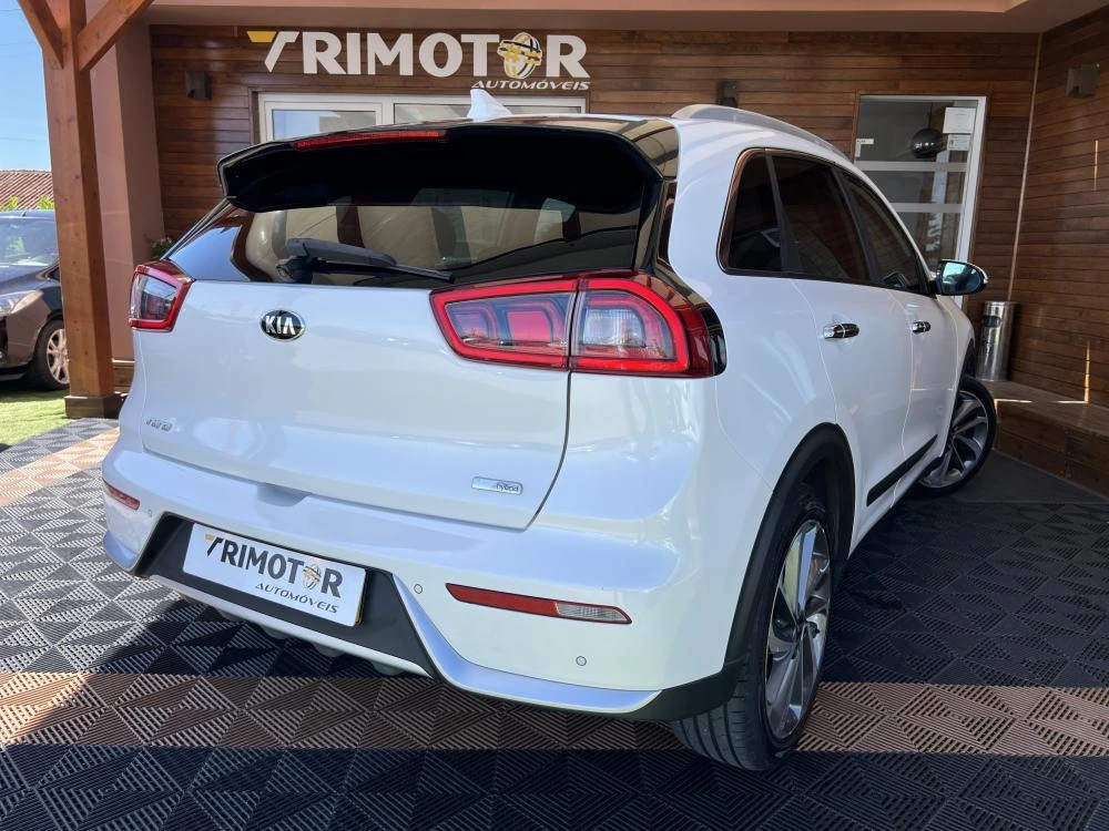 Kia Niro 1.6 GDi HEV Drive 3
