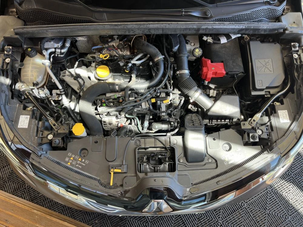 Renault Captur Techno Bi-Fuel 28