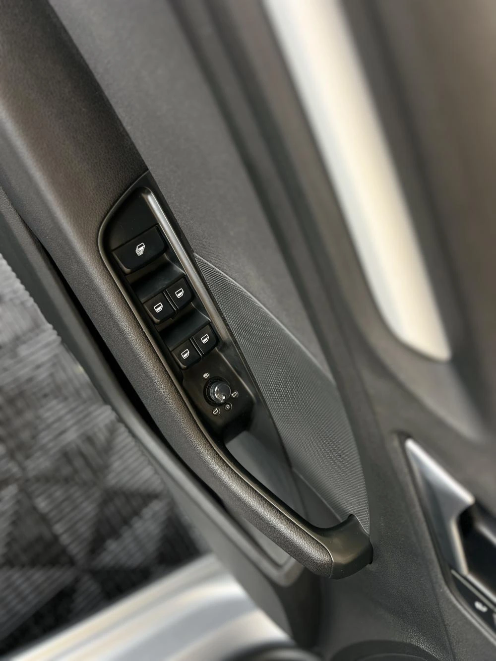 Audi A3 Cabrio 1.6 TDi Design 11