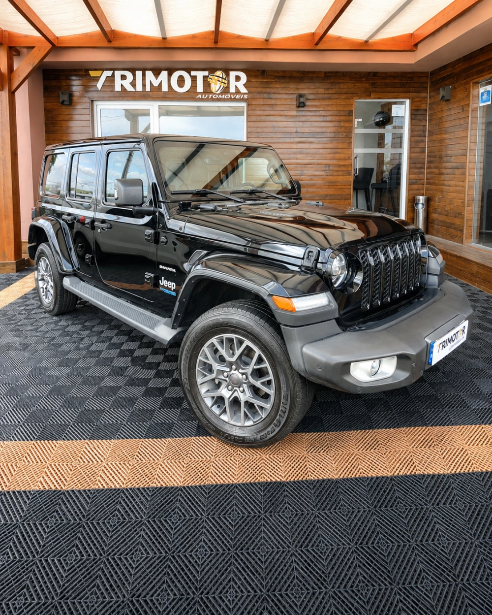 Jeep Wrangler Unlimited 2.0 TG 4xe Sahara c/ IVA Dedutivel 1