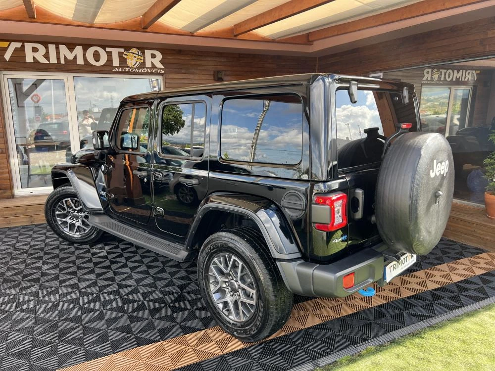 Jeep Wrangler Unlimited 2.0 TG 4xe Sahara c/ IVA Dedutivel 4
