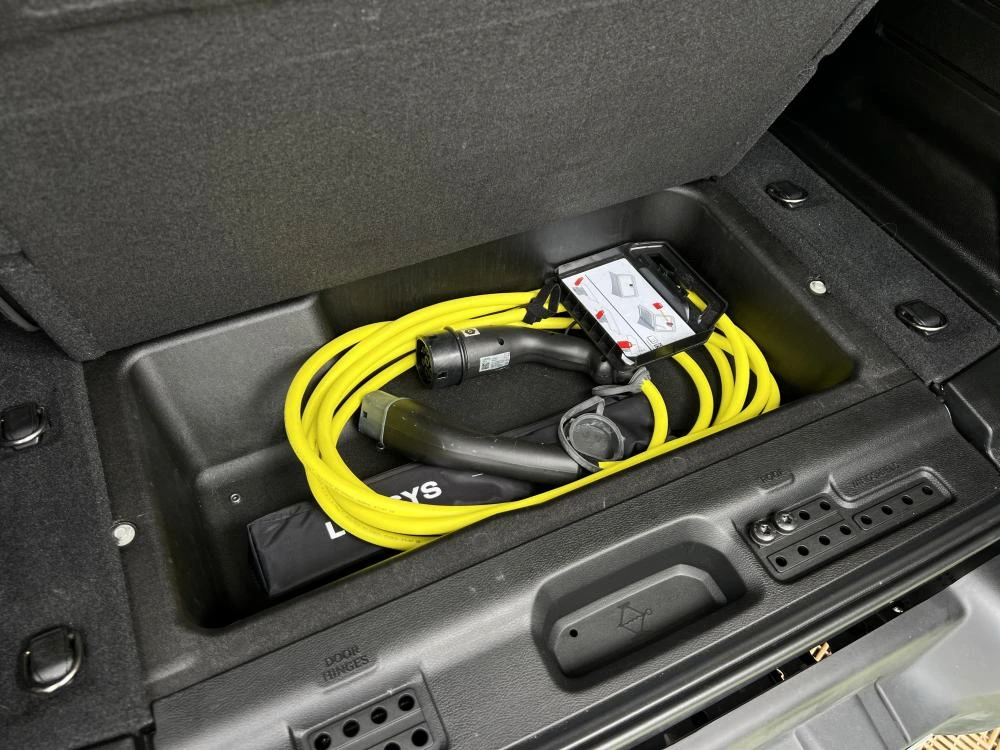 Jeep Wrangler Unlimited 2.0 TG 4xe Sahara c/ IVA Dedutivel 12