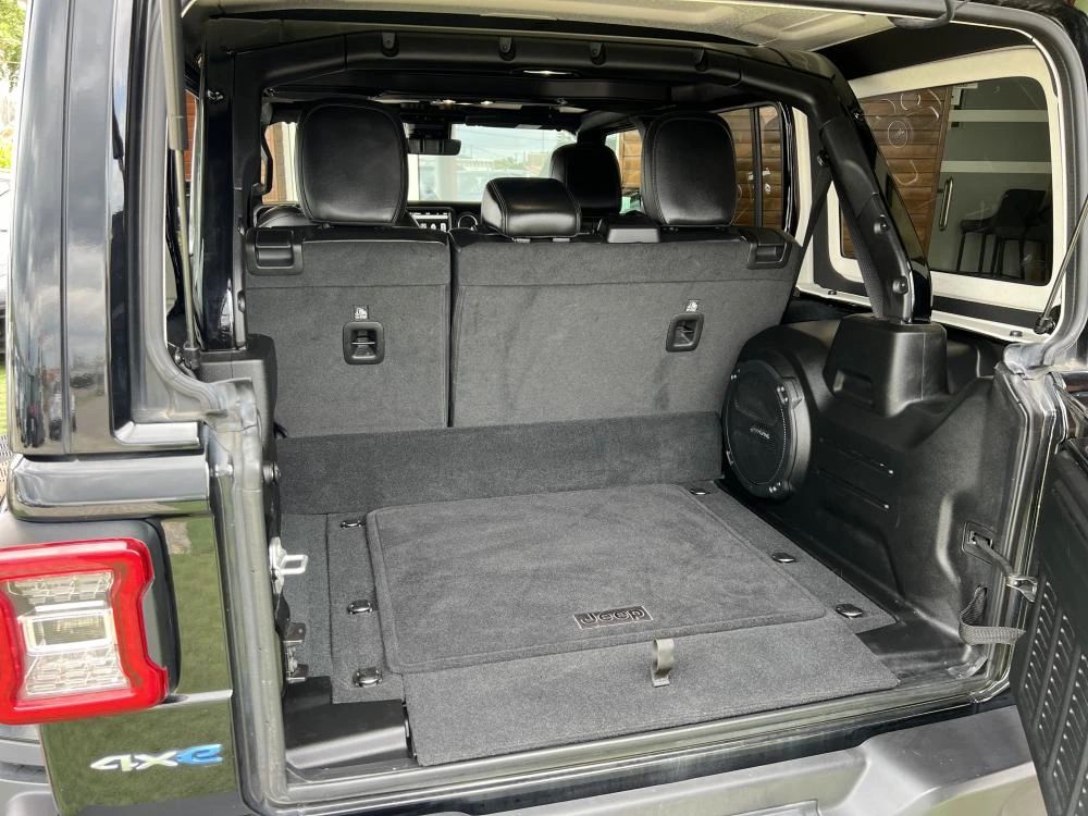 Jeep Wrangler Unlimited 2.0 TG 4xe Sahara c/ IVA Dedutivel 13