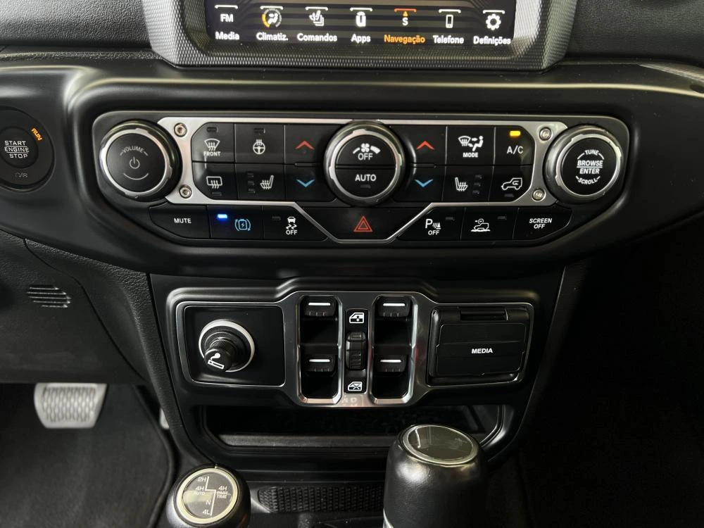 Jeep Wrangler Unlimited 2.0 TG 4xe Sahara c/ IVA Dedutivel 25