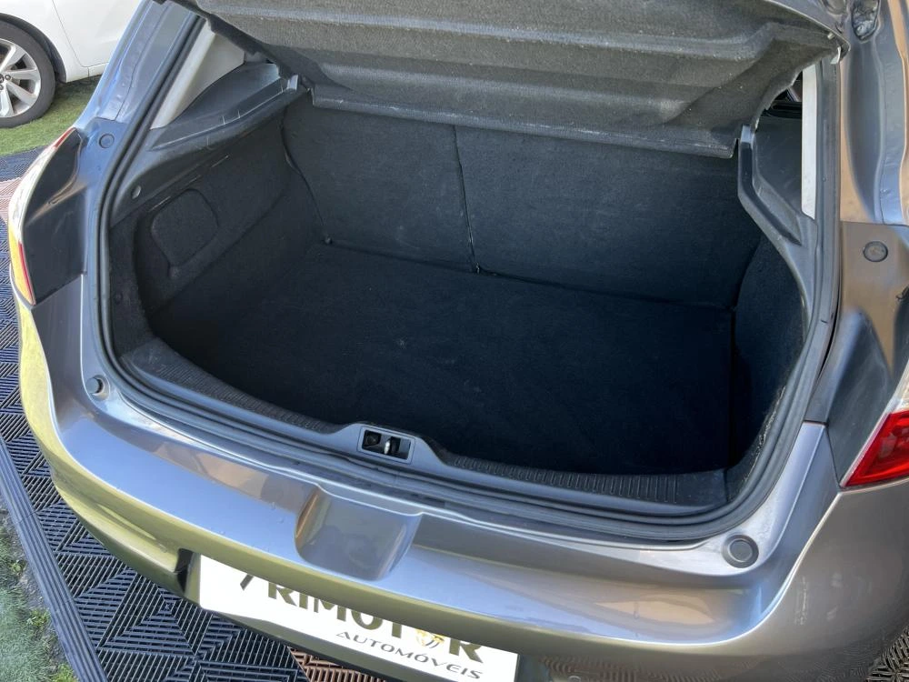 Renault Mégane 1.5 dCi Dynamique S 10