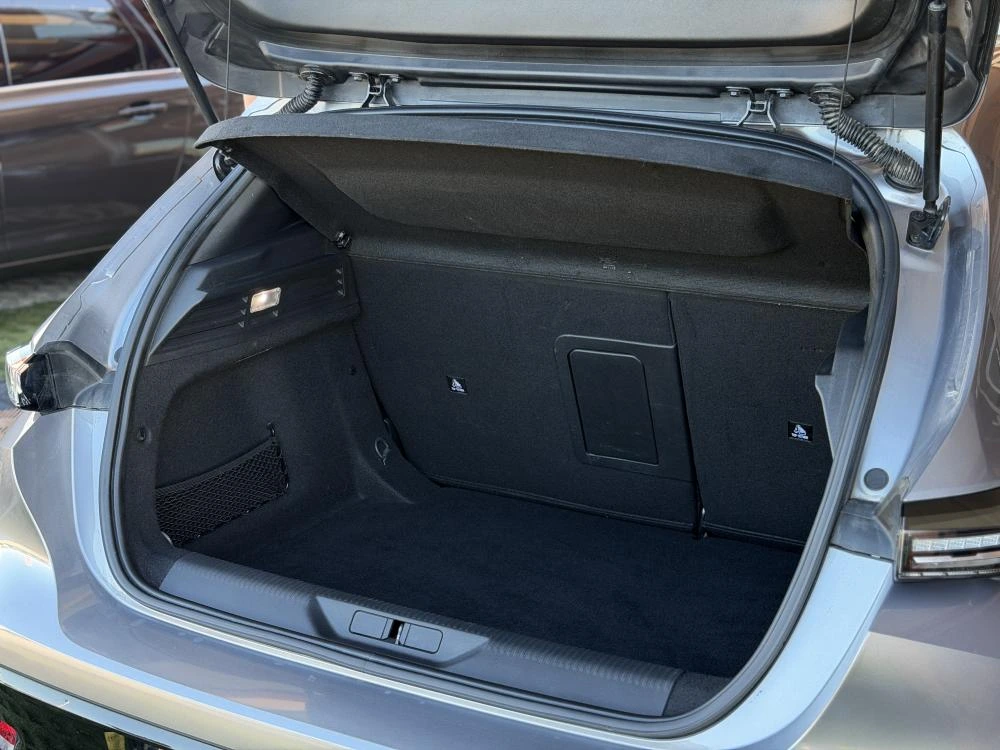 Peugeot 308 1.2 PureTech Allure Pack 10