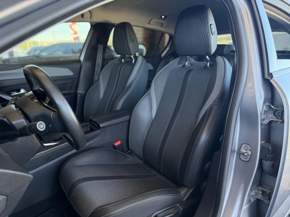 Peugeot 308 1.2 PureTech Allure Pack 19