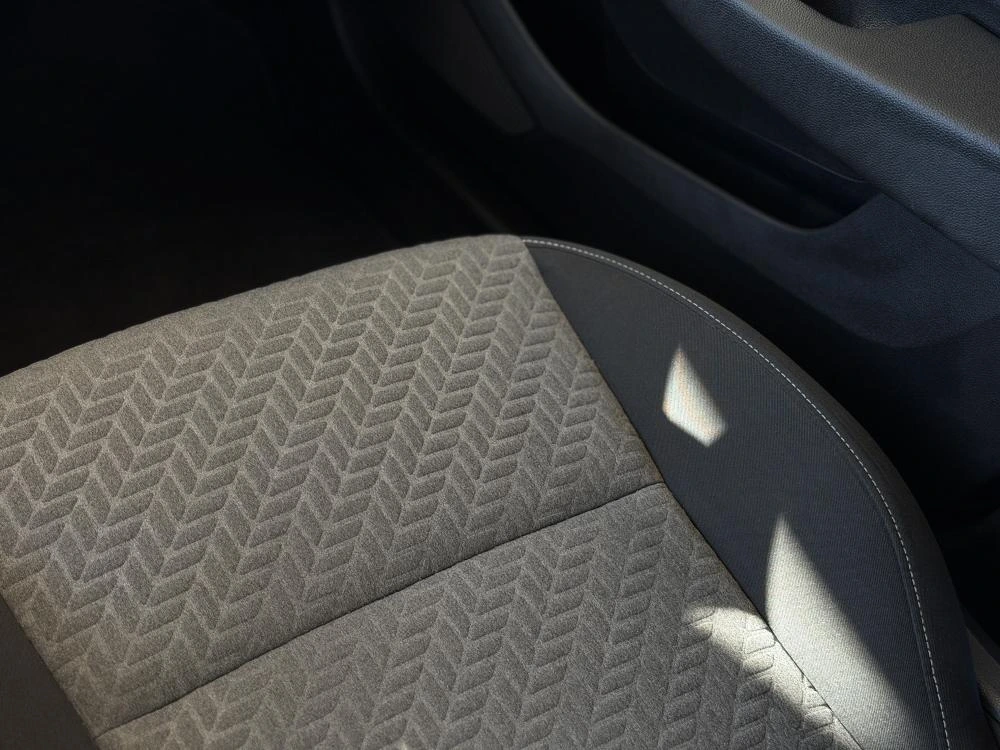 Renault Clio 1.0 LPG Limited 22