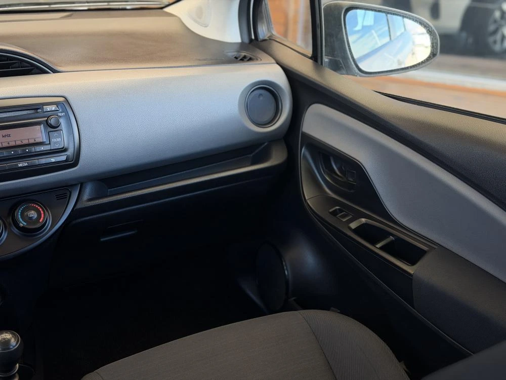 Toyota Yaris 1.4 D-4D ACtive+AC 14