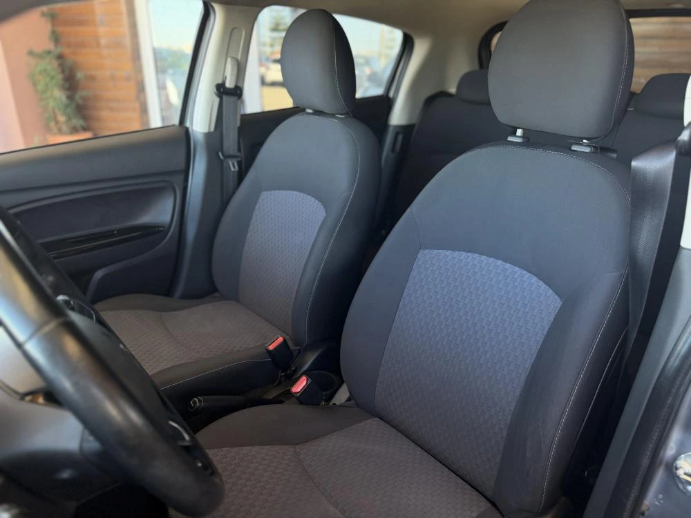 Mitsubishi Space Star 1.2 Intense 19