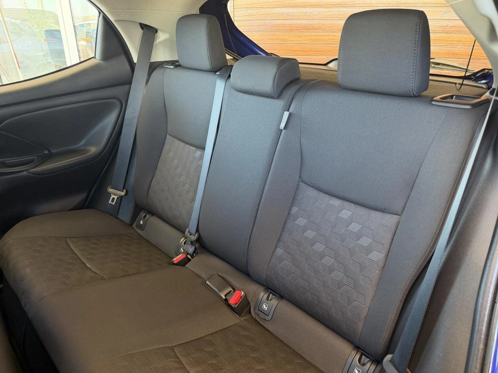 Toyota Yaris 1.5 HDF Comfort 26