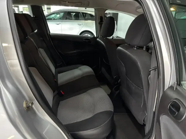 Peugeot 206 SW 1.1 Look 8