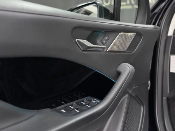 Jaguar I-Pace EV400 AWD S 16