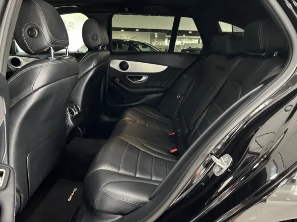 Mercedes-Benz C 220 d AMG Line 7