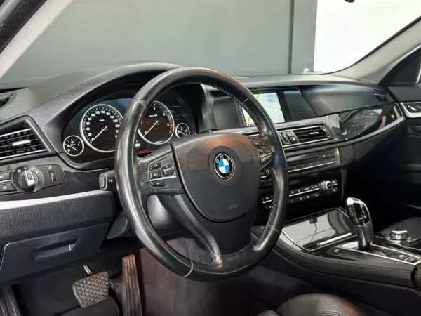 BMW 520 d Touring Aut. 11