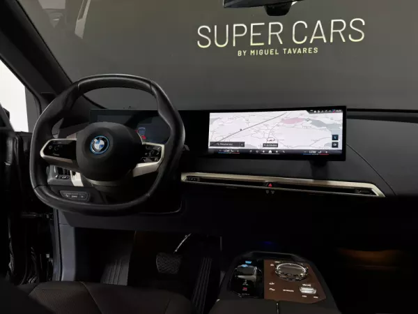 BMW iX2 xDrive 40 Pack Desportivo 13