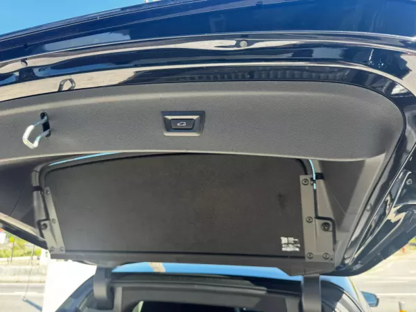 BMW iX2 xDrive 40 Pack Desportivo 32