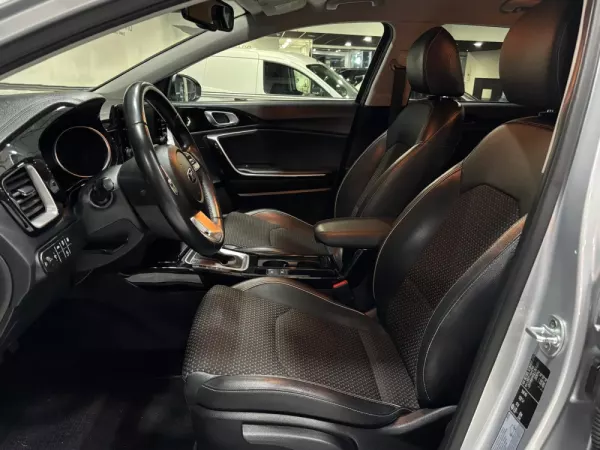 Kia Ceed SW 1.6 GDi PHEV Drive 6DCT 6