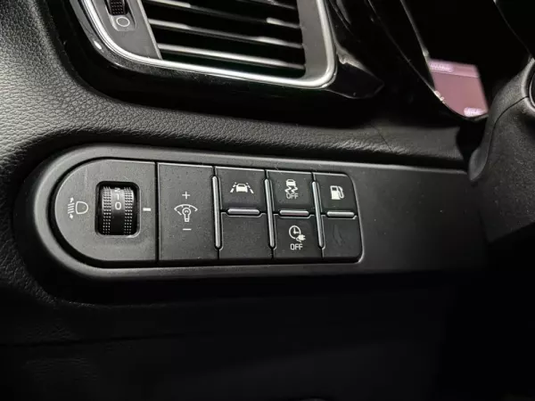 Kia Ceed SW 1.6 GDi PHEV Drive 6DCT 18