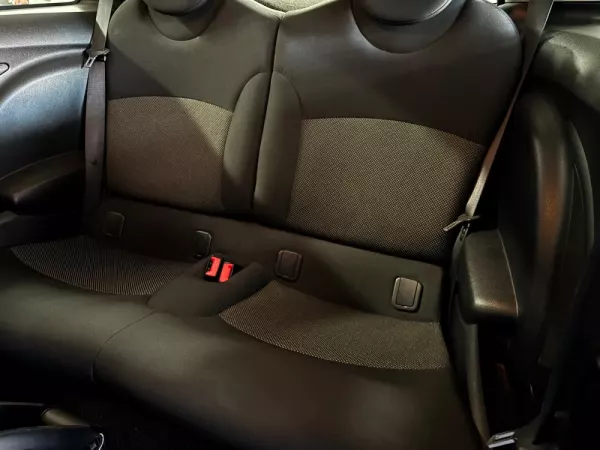 MINI 3 Portas One D 7