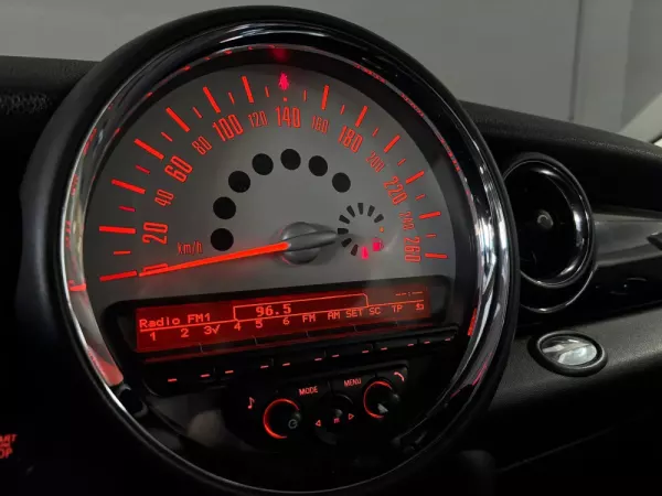 MINI 3 Portas One D 14