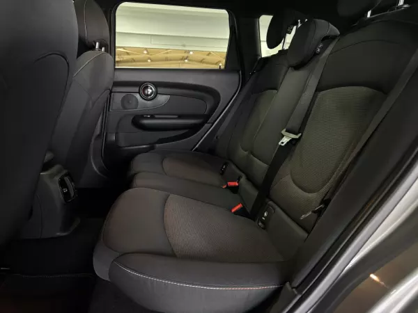 MINI Clubman One D 7