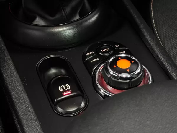 MINI Clubman One D 13