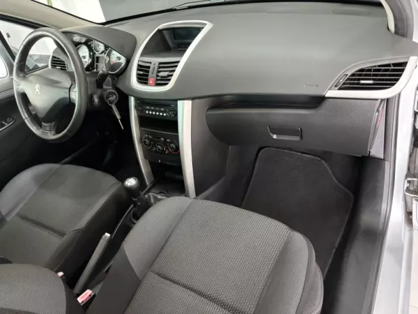 Peugeot 207 SW 1.4 VTi Active 11