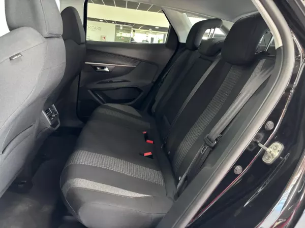 Peugeot 3008 1.5 BlueHDi Active Pack EAT8 7