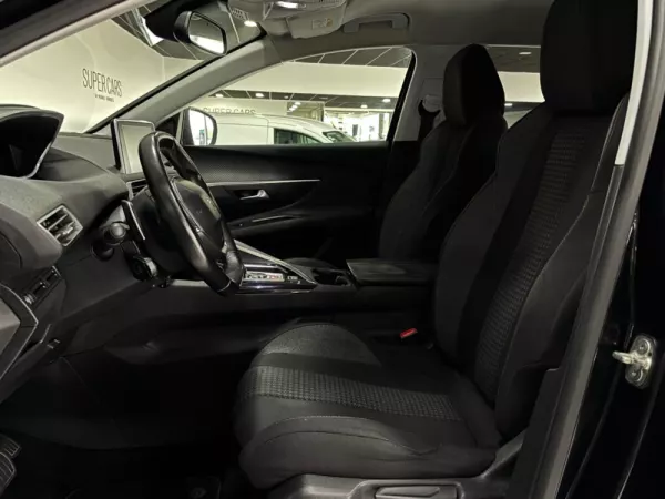 Peugeot 3008 6