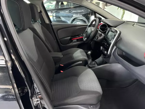 Renault Clio (Energy) TCe 90 Bose Edition 9