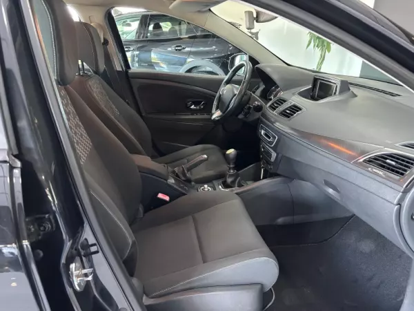 Renault Mégane Sport Tourer 9