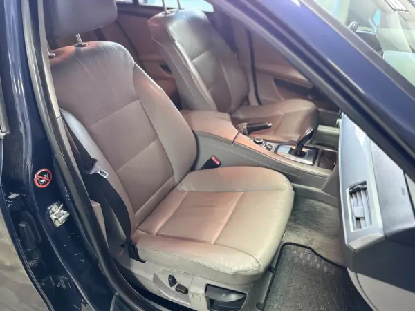 BMW 520 dA Sport 9