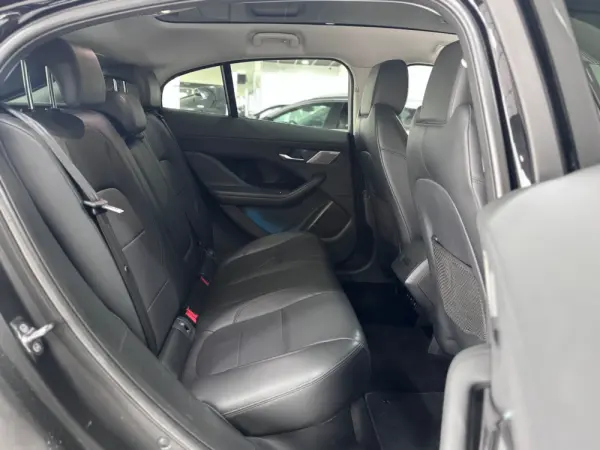 Jaguar I-Pace EV400 AWD S 9