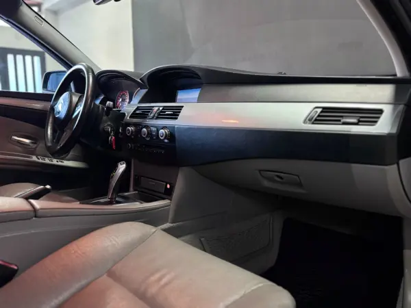 BMW 520 dA Sport 14