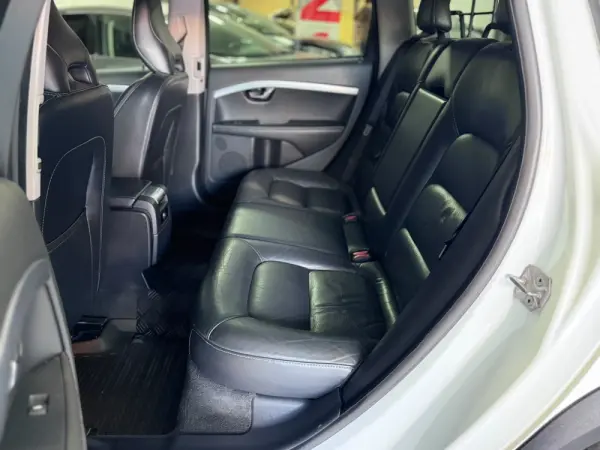 Volvo XC 70 2.0 D4 Momentum Geartronic 7