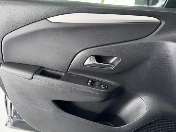 Opel Corsa 1.2 Business 19