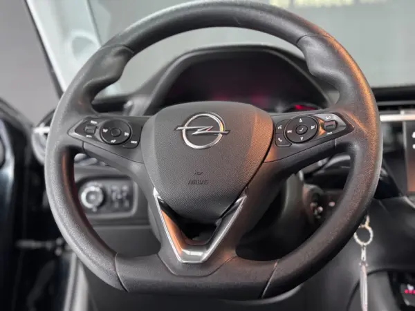 Opel Corsa 1.2 Business 12