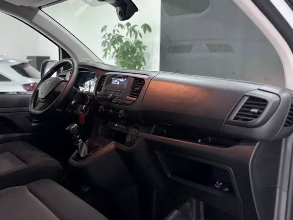 Peugeot Expert Peugeot Expert L2 120cv 3 lug. IVA Dedut. 8