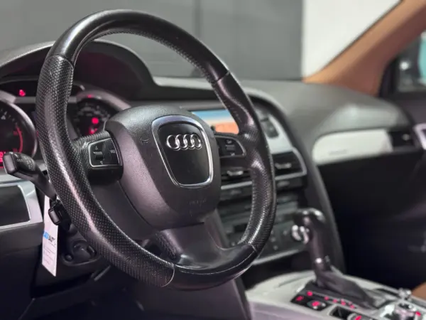 Audi A6 3.0 TDI V6 quattro Limited Edition Tiptronic 9