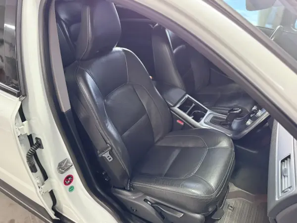 Volvo XC 70 2.0 D4 Momentum Geartronic 10